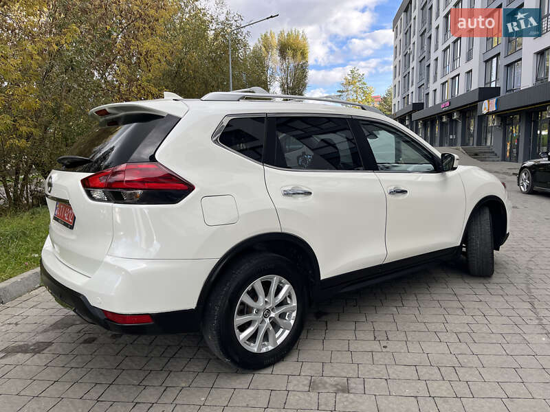 Внедорожник / Кроссовер Nissan Rogue 2019 в Львове