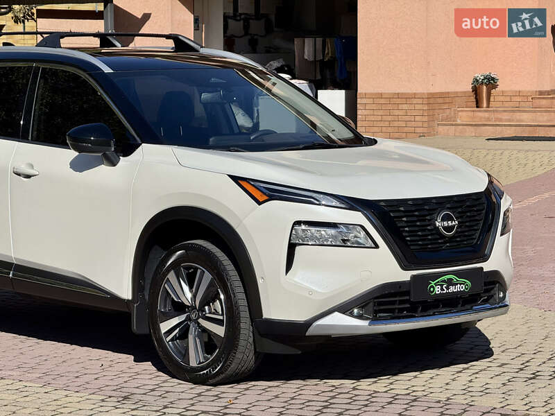 Внедорожник / Кроссовер Nissan Rogue 2021 в Мукачево
