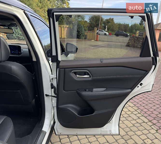 Внедорожник / Кроссовер Nissan Rogue 2021 в Мукачево