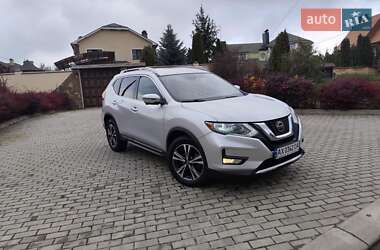 Позашляховик / Кросовер Nissan Rogue 2018 в Харкові
