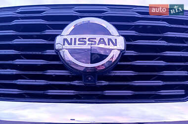 Внедорожник / Кроссовер Nissan Rogue 2020 в 