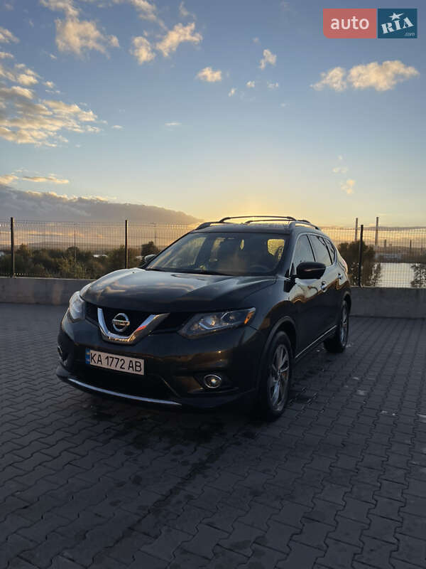 Внедорожник / Кроссовер Nissan Rogue 2014 в 