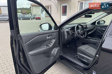 Внедорожник / Кроссовер Nissan Rogue 2024 в 