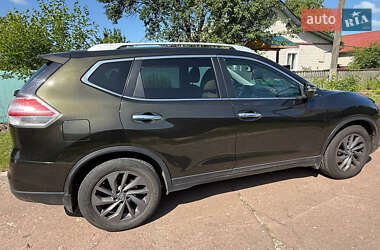 Внедорожник / Кроссовер Nissan Rogue 2016 в Чернигове