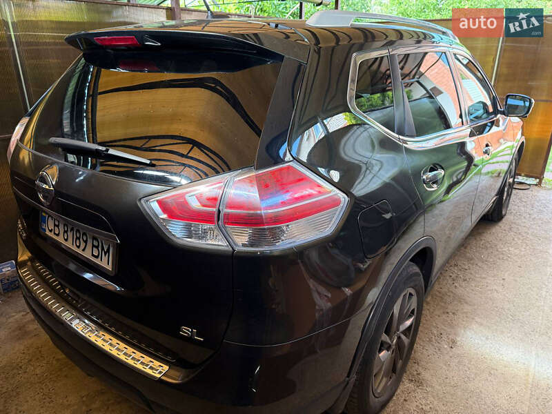 Позашляховик / Кросовер Nissan Rogue 2016 в Чернігові