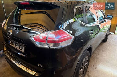 Внедорожник / Кроссовер Nissan Rogue 2016 в 