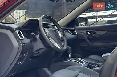 Внедорожник / Кроссовер Nissan Rogue 2014 в 