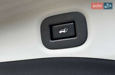 Внедорожник / Кроссовер Nissan Rogue 2014 в 