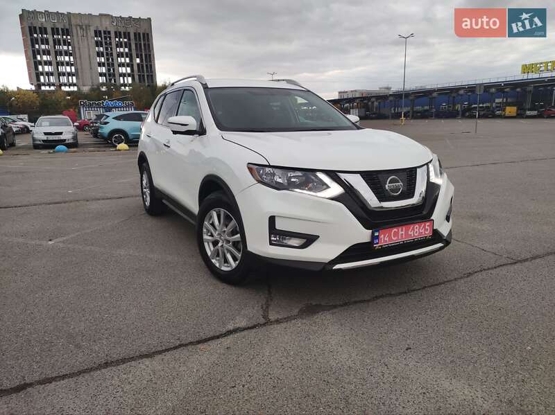 Внедорожник / Кроссовер Nissan Rogue 2017 в Львове фото Внедорожник / Кроссовер Nissan Rogue 2017 в Львове