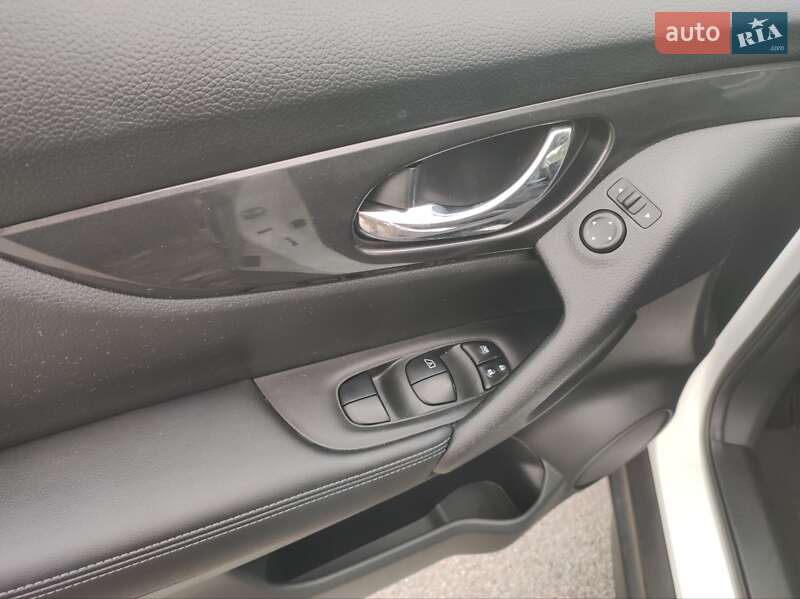 Внедорожник / Кроссовер Nissan Rogue 2017 в Львове фото 15 Внедорожник / Кроссовер Nissan Rogue 2017 в Львове