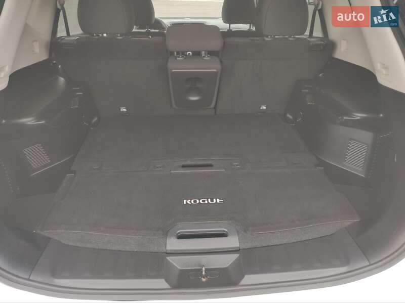 Внедорожник / Кроссовер Nissan Rogue 2017 в Львове фото 23 Внедорожник / Кроссовер Nissan Rogue 2017 в Львове