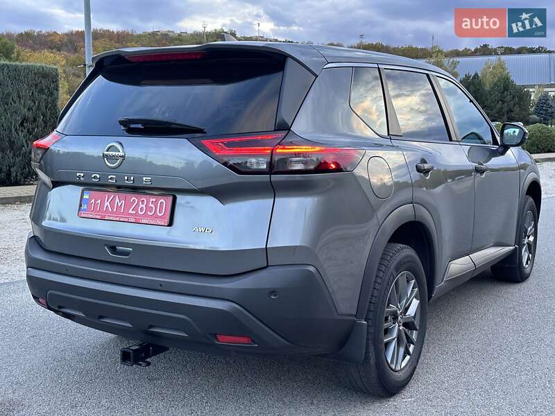 Внедорожник / Кроссовер Nissan Rogue 2021 в Днепре