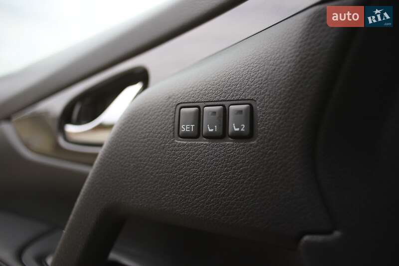 Позашляховик / Кросовер Nissan Rogue 2019 в Білій Церкві