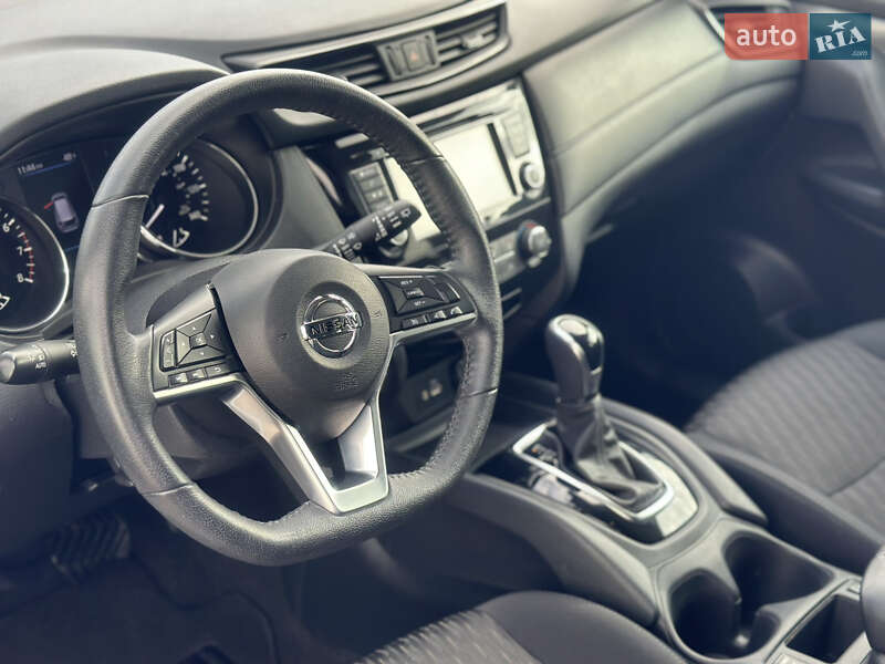Внедорожник / Кроссовер Nissan Rogue 2019 в Житомире