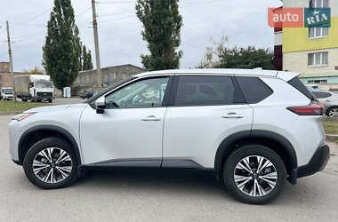 Внедорожник / Кроссовер Nissan Rogue 2023 в 