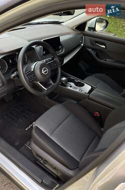 Позашляховик / Кросовер Nissan Rogue 2023 в Дніпрі