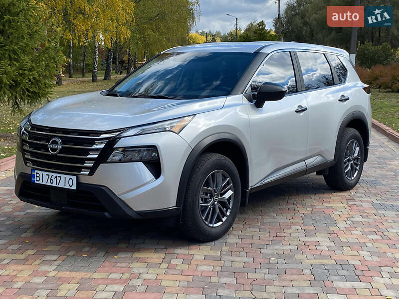 Внедорожник / Кроссовер Nissan Rogue 2024 в Киеве