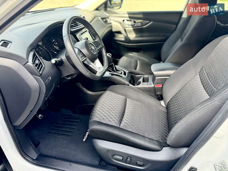 Позашляховик / Кросовер Nissan Rogue 2017 в Кам'янець-Подільському фото 15 Позашляховик / Кросовер Nissan Rogue 2017 в Кам'янець-Подільському