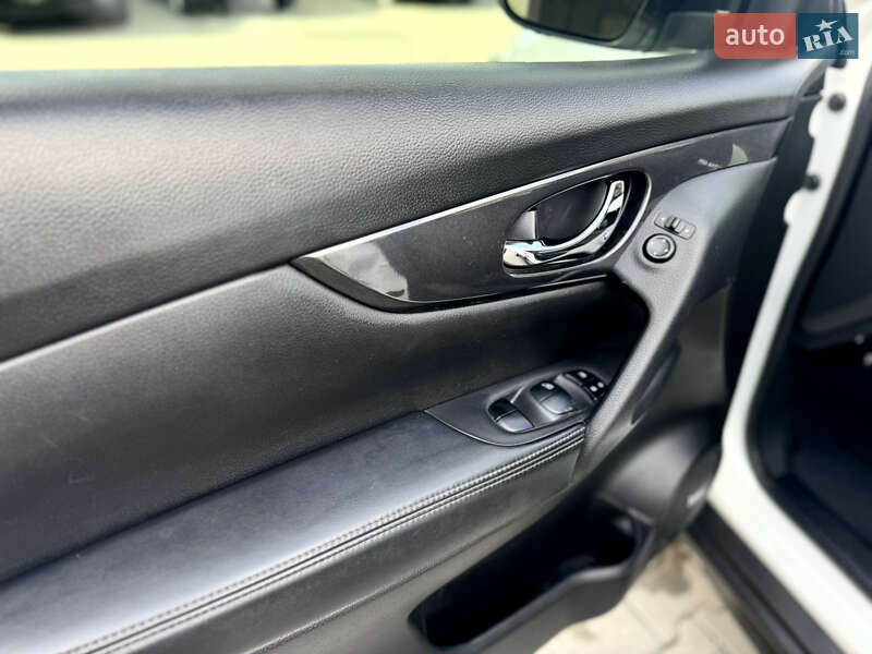 Позашляховик / Кросовер Nissan Rogue 2017 в Кам'янець-Подільському фото 18 Позашляховик / Кросовер Nissan Rogue 2017 в Кам'янець-Подільському