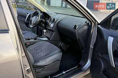 Внедорожник / Кроссовер Nissan Rogue 2015 в 