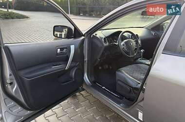 Внедорожник / Кроссовер Nissan Rogue 2015 в 
