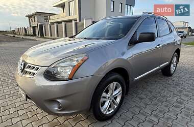 Внедорожник / Кроссовер Nissan Rogue 2015 в 