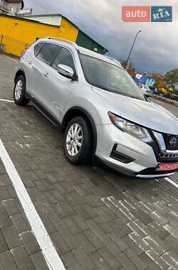 Позашляховик / Кросовер Nissan Rogue 2019 в 