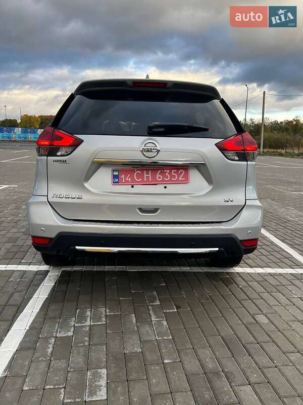 Внедорожник / Кроссовер Nissan Rogue 2019 в Шептицькому