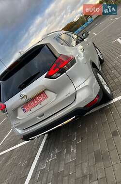 Позашляховик / Кросовер Nissan Rogue 2019 в 
