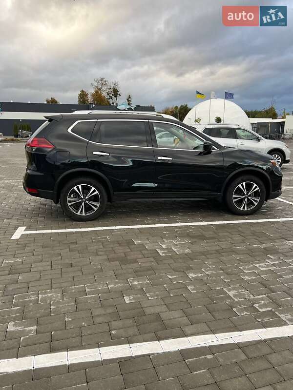 Nissan Rogue 2019