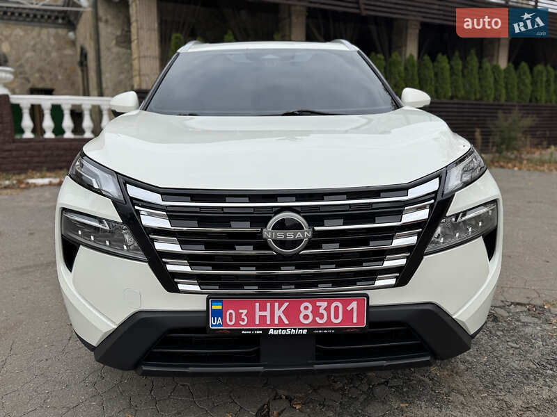 Позашляховик / Кросовер Nissan Rogue 2021 в Харкові