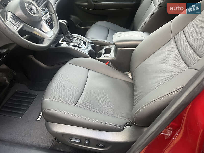 Внедорожник / Кроссовер Nissan Rogue 2018 в Киеве фото 24 Внедорожник / Кроссовер Nissan Rogue 2018 в Киеве