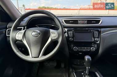 Внедорожник / Кроссовер Nissan Rogue 2015 в 