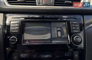 Внедорожник / Кроссовер Nissan Rogue 2015 в 