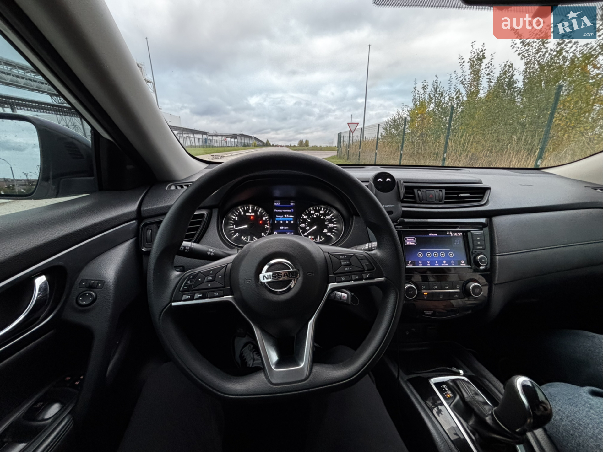 2018 Nissan Rogue - мініатюра 25