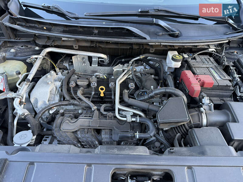 Внедорожник / Кроссовер Nissan Rogue 2021 в Шептицькому