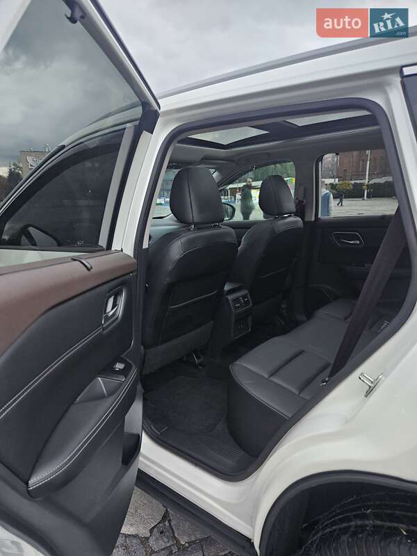 Внедорожник / Кроссовер Nissan Rogue 2021 в Кременчуге фото 24 Внедорожник / Кроссовер Nissan Rogue 2021 в Кременчуге