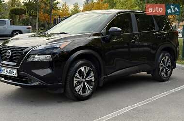 Внедорожник / Кроссовер Nissan Rogue 2022 в 