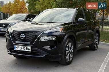 Внедорожник / Кроссовер Nissan Rogue 2022 в 