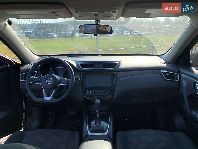 Позашляховик / Кросовер Nissan Rogue 2015 в Києві