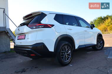 Внедорожник / Кроссовер Nissan Rogue 2021 в 