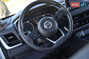 Внедорожник / Кроссовер Nissan Rogue 2021 в 