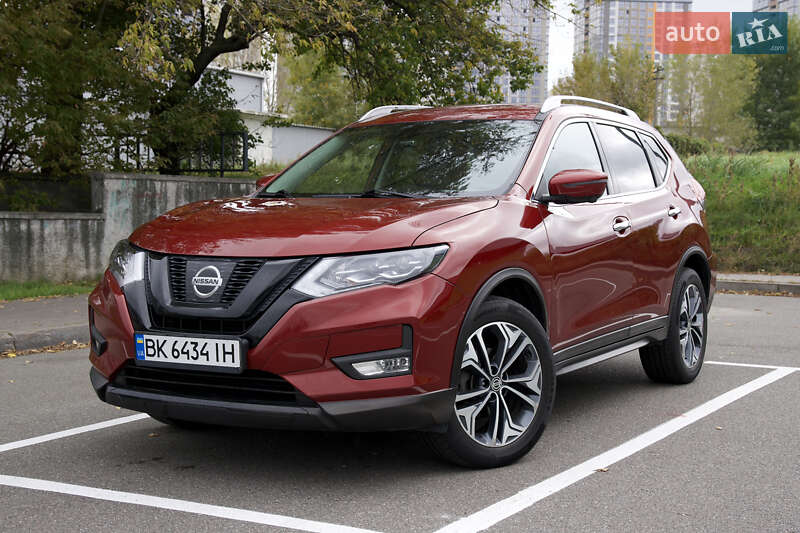 Позашляховик / Кросовер Nissan Rogue 2018 в Києві