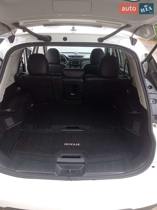 Позашляховик / Кросовер Nissan Rogue 2015 в Запоріжжі фото 2 Позашляховик / Кросовер Nissan Rogue 2015 в Запоріжжі