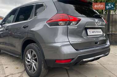 Внедорожник / Кроссовер Nissan Rogue 2018 в 