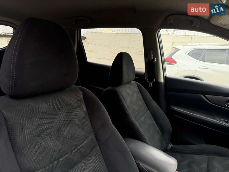 Позашляховик / Кросовер Nissan Rogue 2016 в Дніпрі фото 52 Позашляховик / Кросовер Nissan Rogue 2016 в Дніпрі