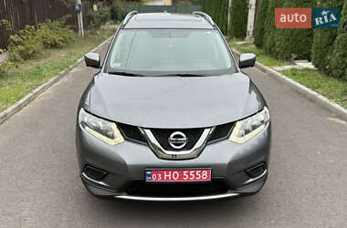 Позашляховик / Кросовер Nissan Rogue 2016 в  фото 4 Позашляховик / Кросовер Nissan Rogue 2016 в
