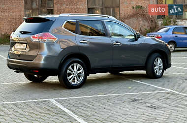 Внедорожник / Кроссовер Nissan Rogue 2016 в 