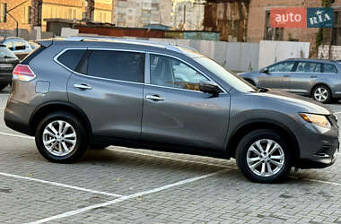 Внедорожник / Кроссовер Nissan Rogue 2016 в 