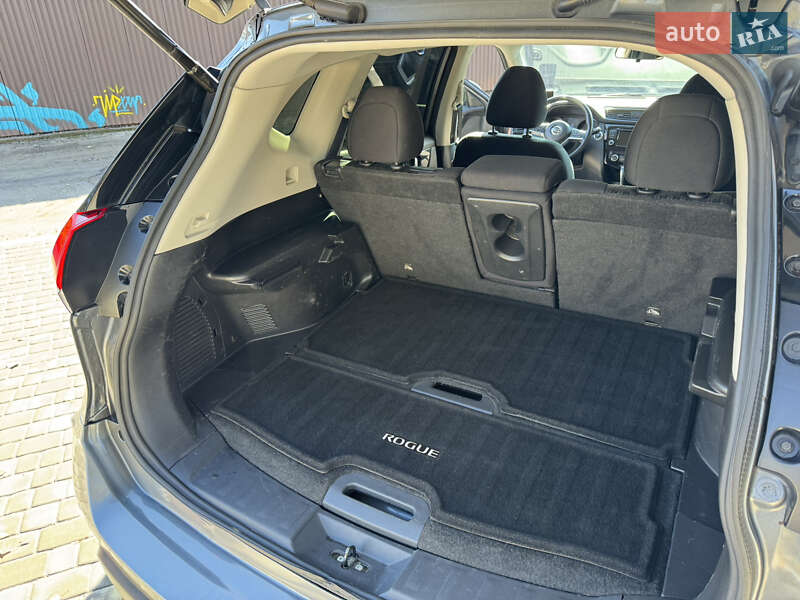 Внедорожник / Кроссовер Nissan Rogue 2018 в Запорожье